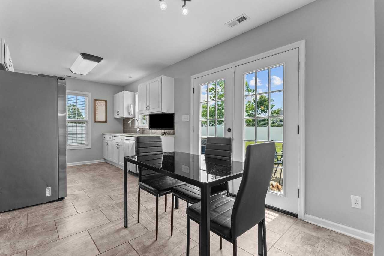 1921 Yellowbrick Rd - Photo 6 of 17