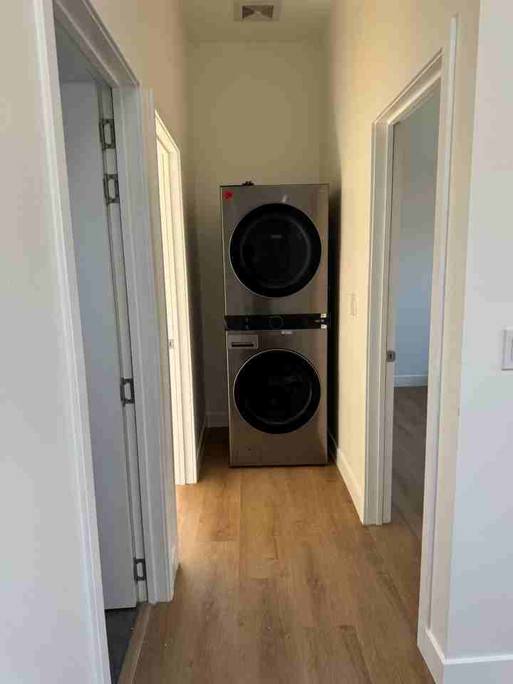 11135 Faye Ave - Photo 6 of 7