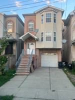 featured image of 209 Franklin St #2