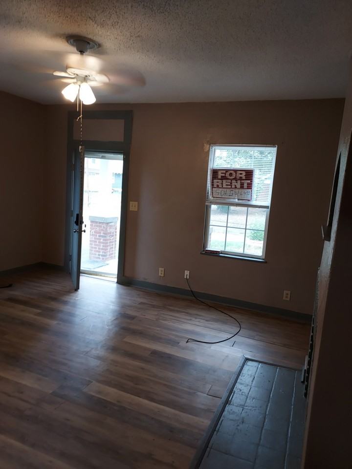 216 W 19th Ave - Photo 7 of 10