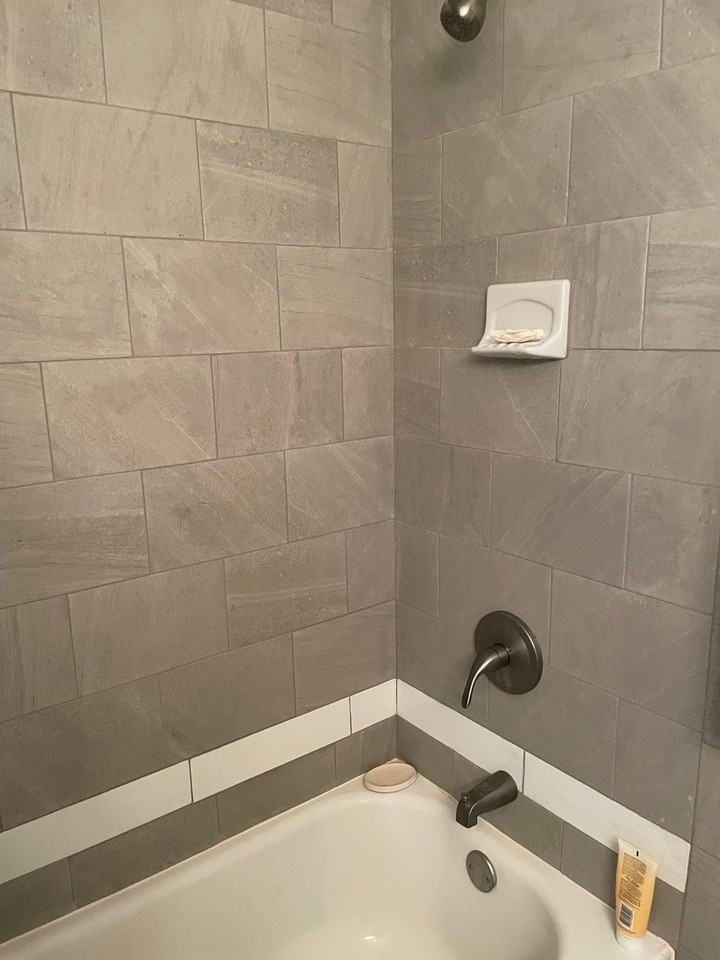 809 Broadfield Dr - Photo 7 of 11