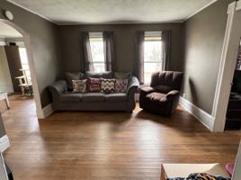 featured image of 213 1/2 Leitch St