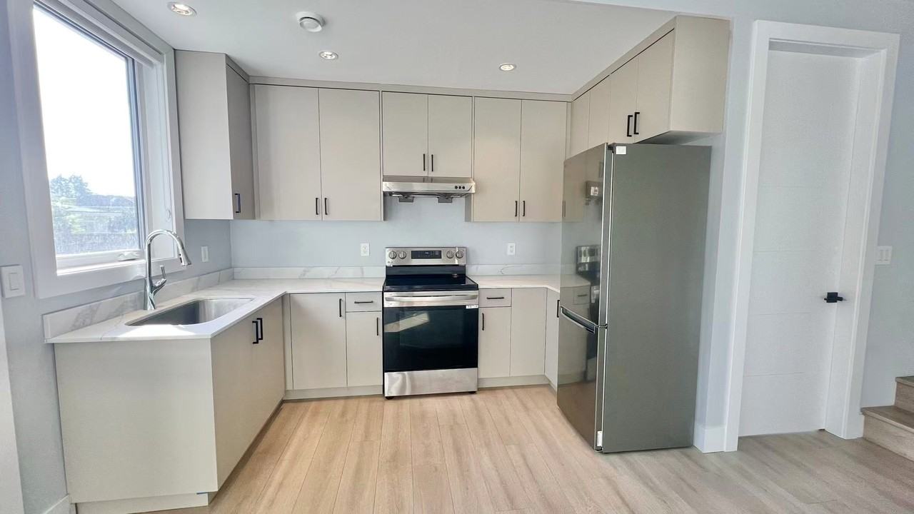 7008 Waverley Avenue - Photo 6 of 14