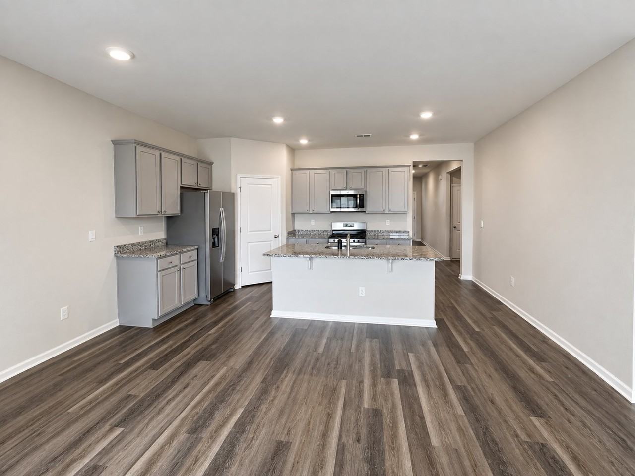 1508 Oyster Bay Ct - Photo 5 of 22
