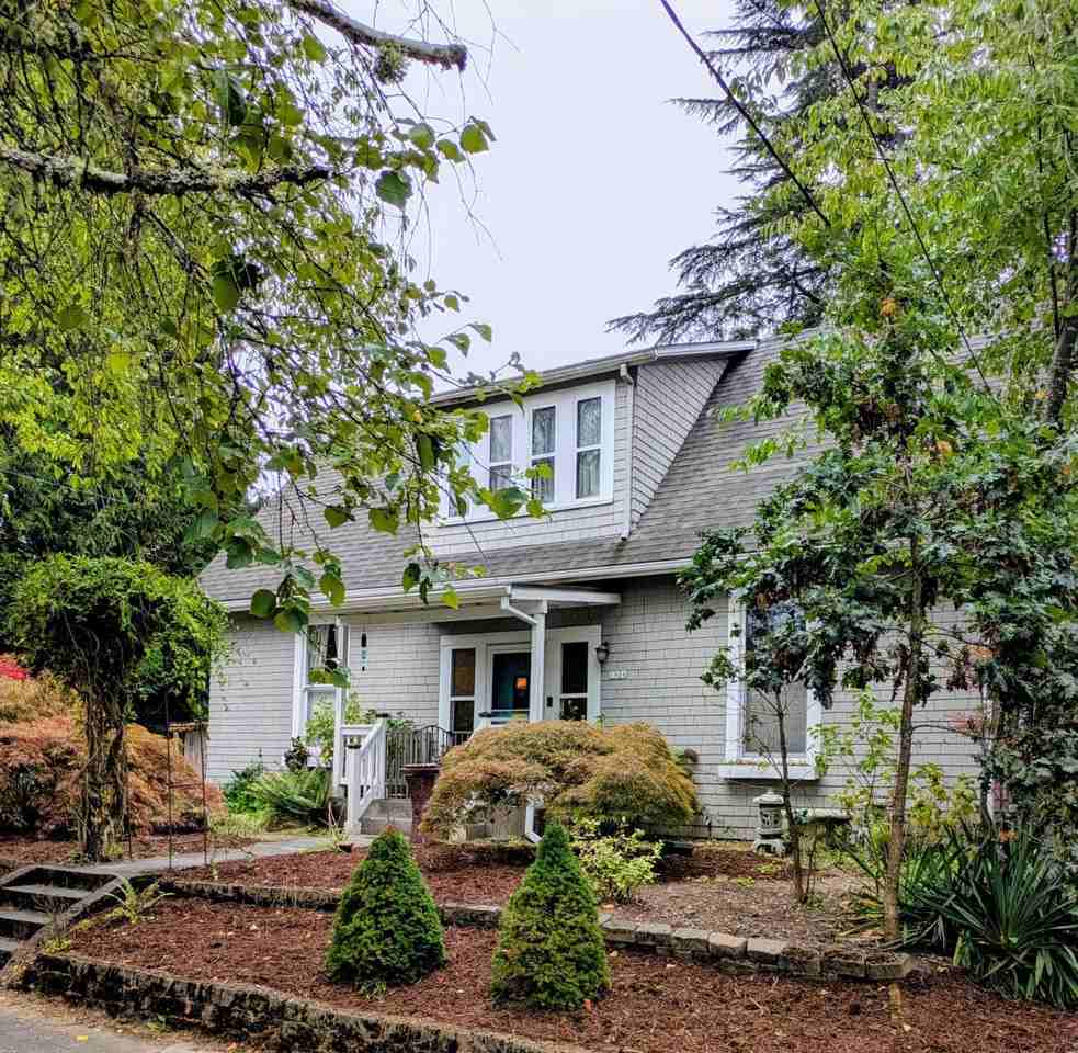 1924 17th Ave - Photo 2 of 24