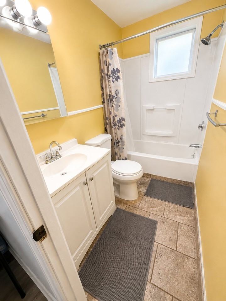 32 Benefit St #1 - Photo 2 of 8