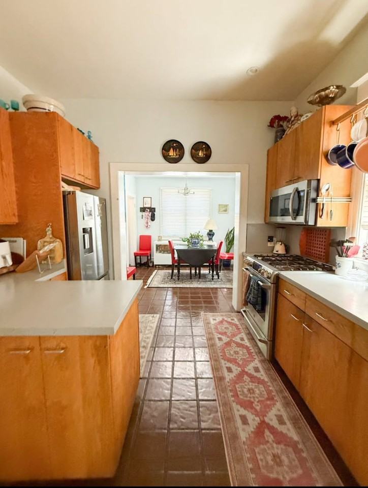 108 U St - Photo 5 of 10