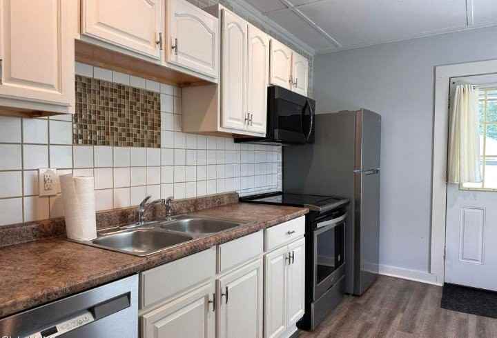 45A Vly Rd #A - Photo 2 of 11