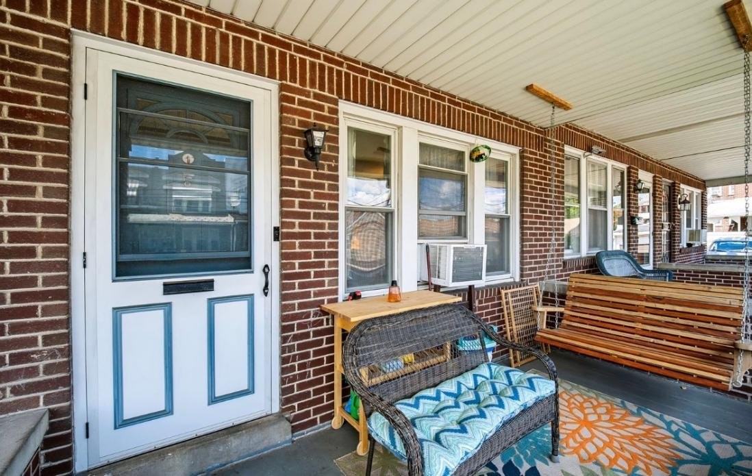 632 N Lafayette St - Photo 2 of 17