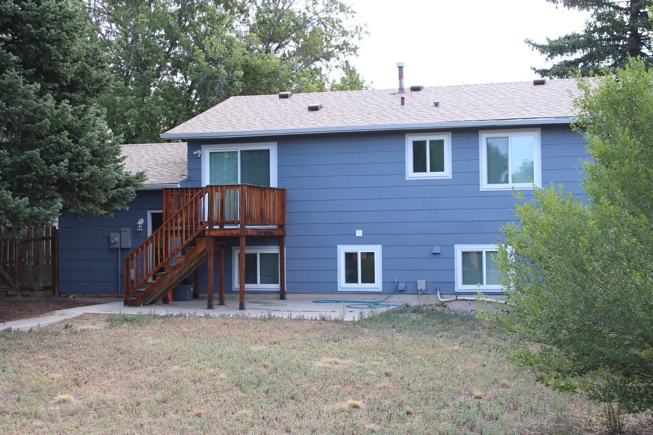 2080 Poteae Cir - Photo 2 of 19