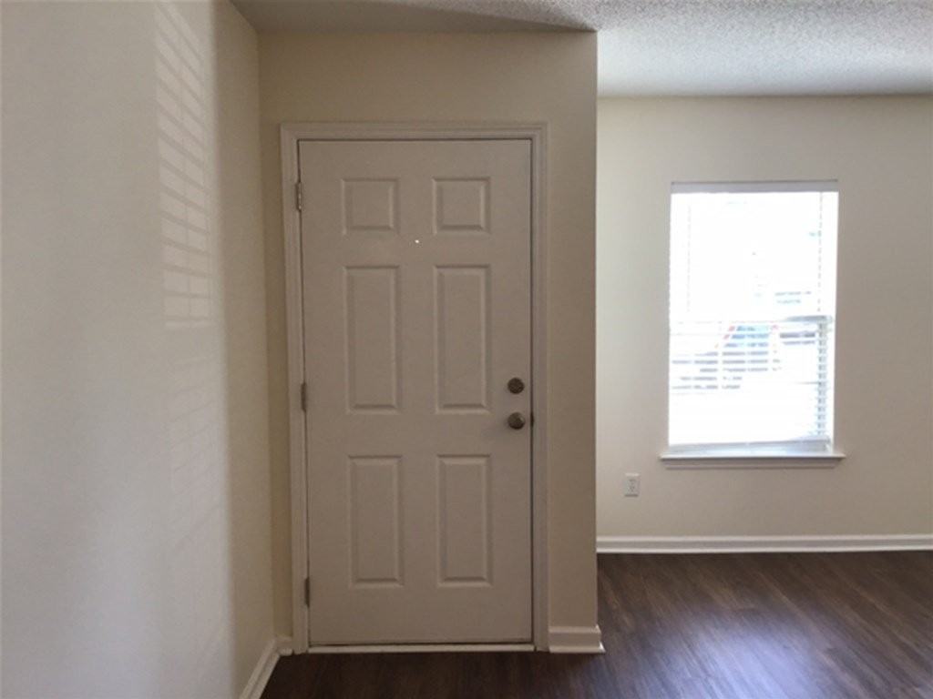 307 S Magnolia St #1 - Photo 5 of 10