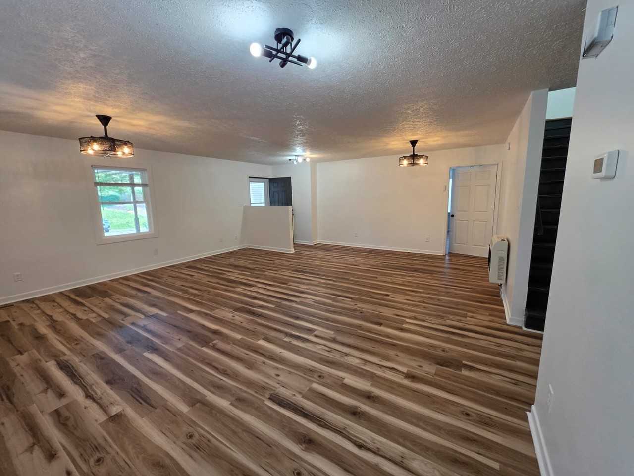 1323 Old Roane St - Photo 2 of 12