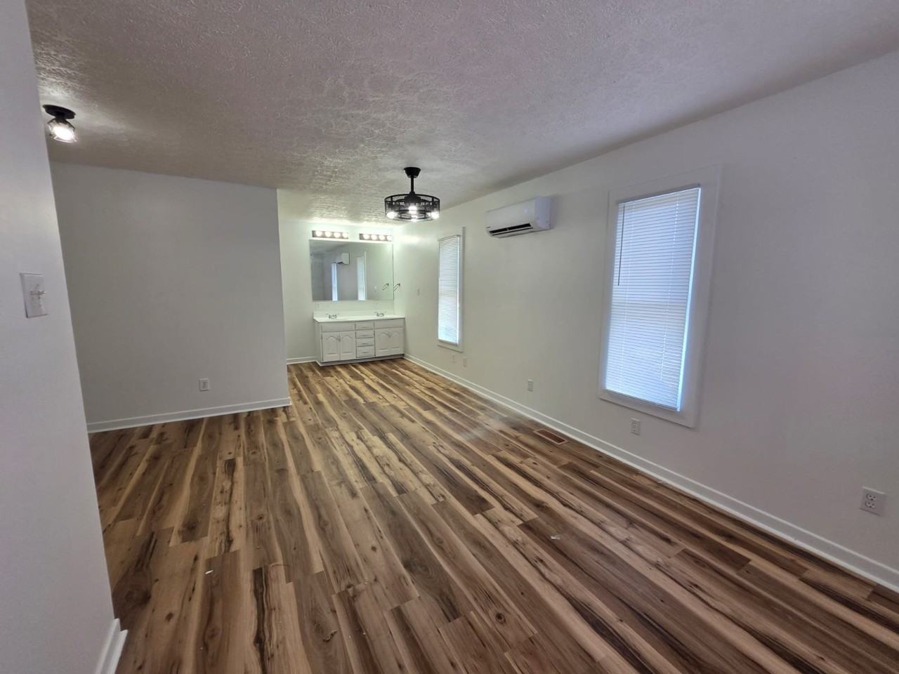 1323 Old Roane St - Photo 7 of 12
