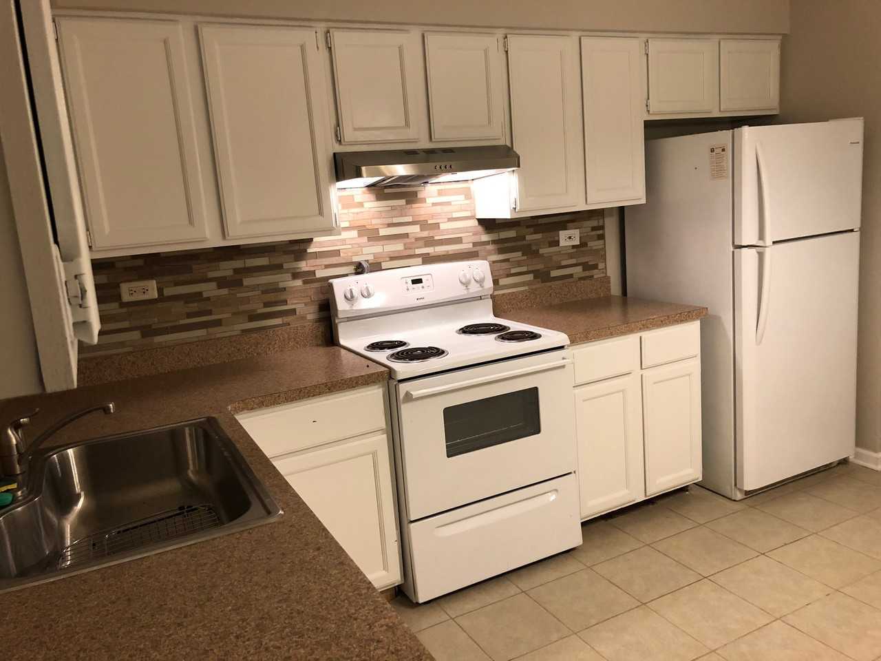 1211 Whispering Hills Ct #1A - Photo 2 of 10
