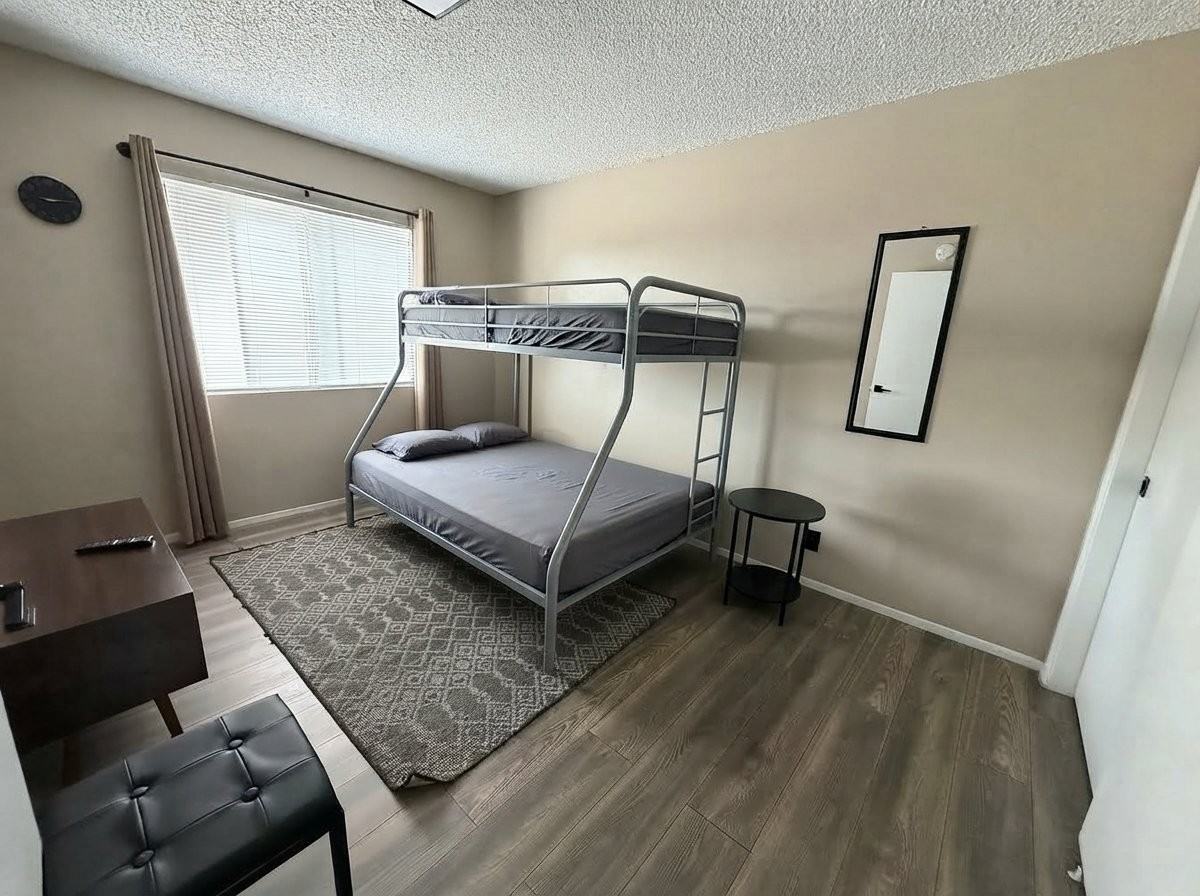 2311 Planz Rd - Photo 5 of 7