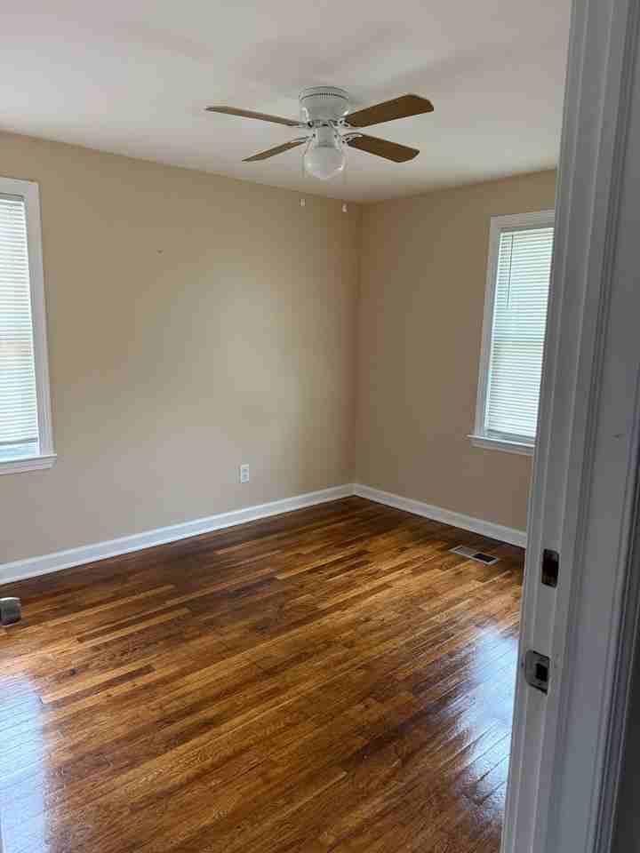 3517 Pine Grove Ave - Photo 2 of 6