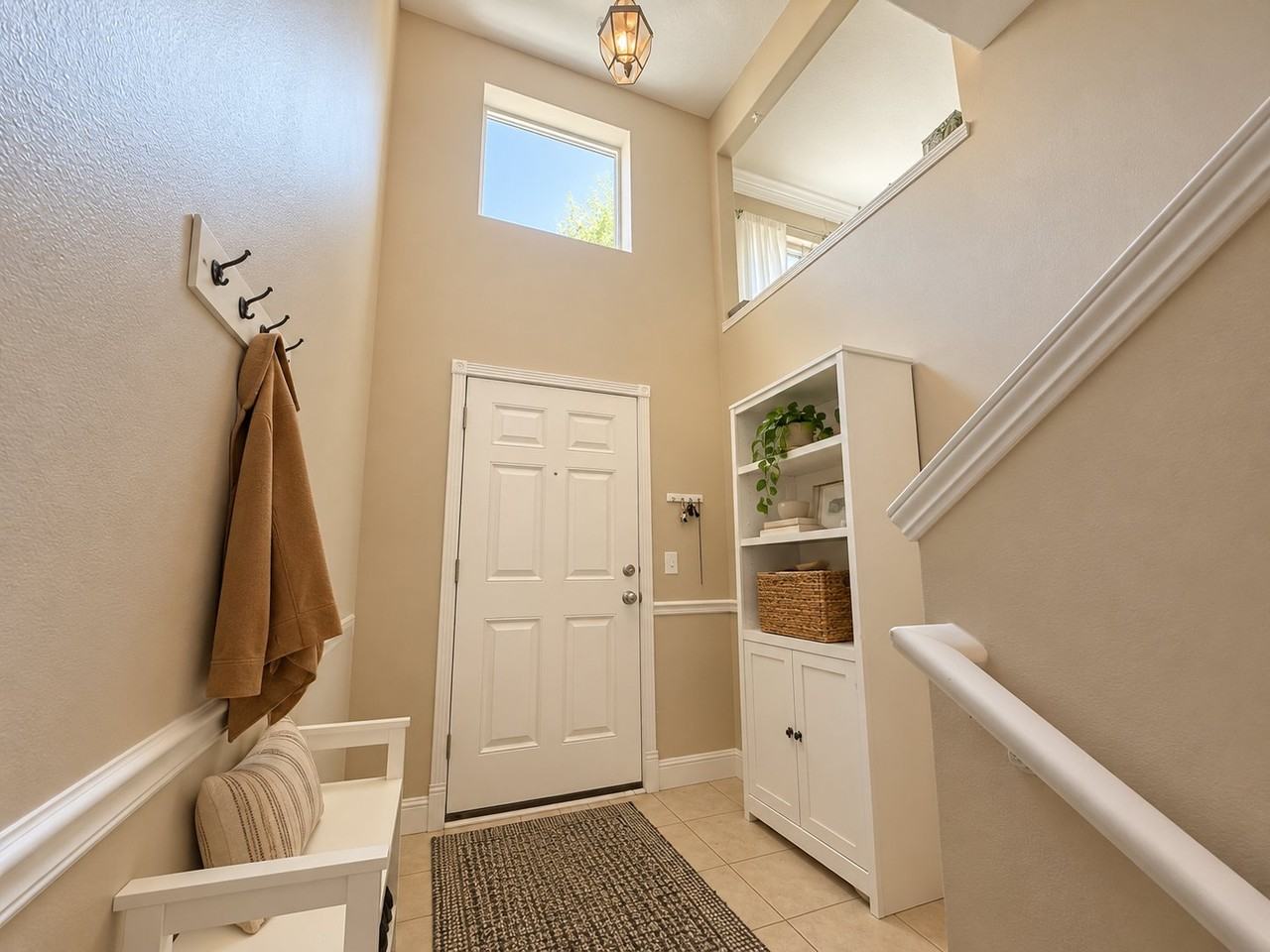 10234 Nw Wilshire Ln - Photo 2 of 20