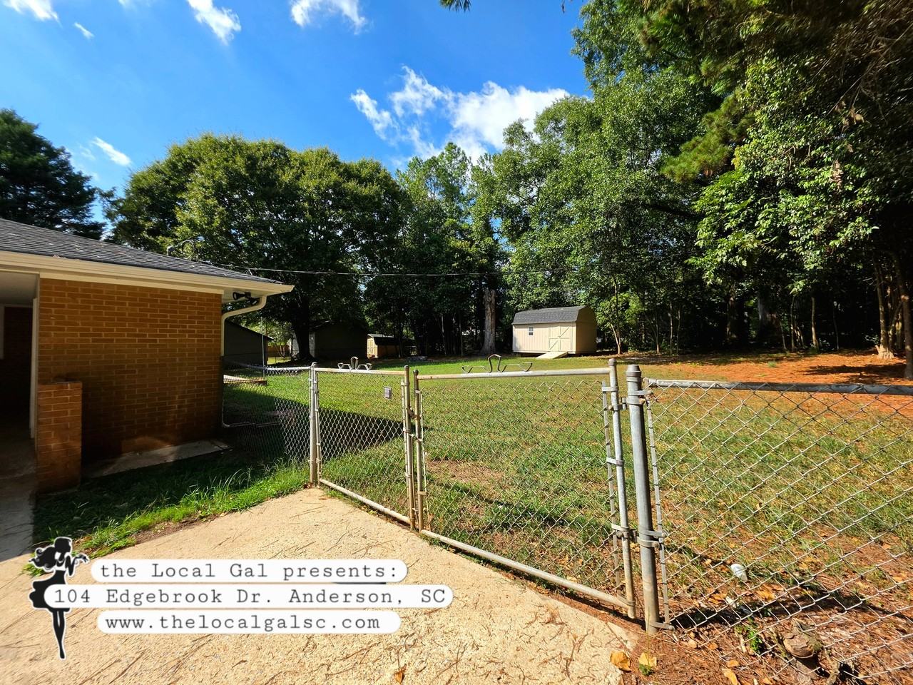 104 Edgebrook Dr - Photo 4 of 34