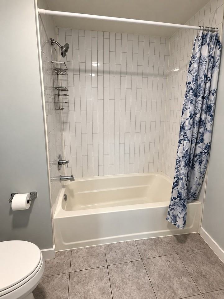 229 Rosa Parks Blvd - Photo 3 of 11