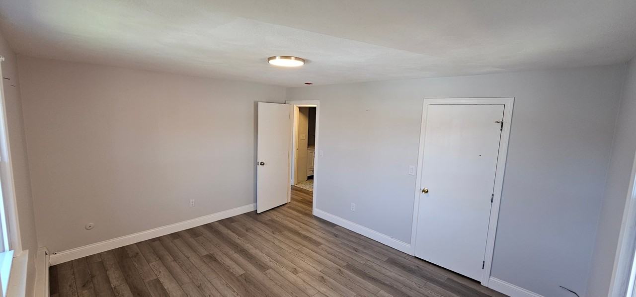 9 Cynthia Dr #5 - Photo 3 of 20