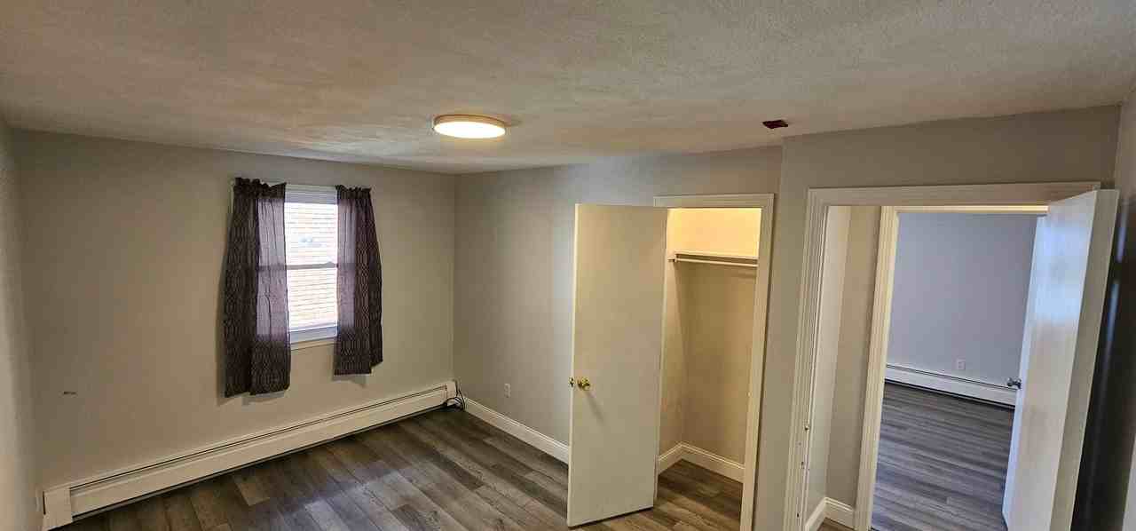 9 Cynthia Dr #5 - Photo 5 of 20