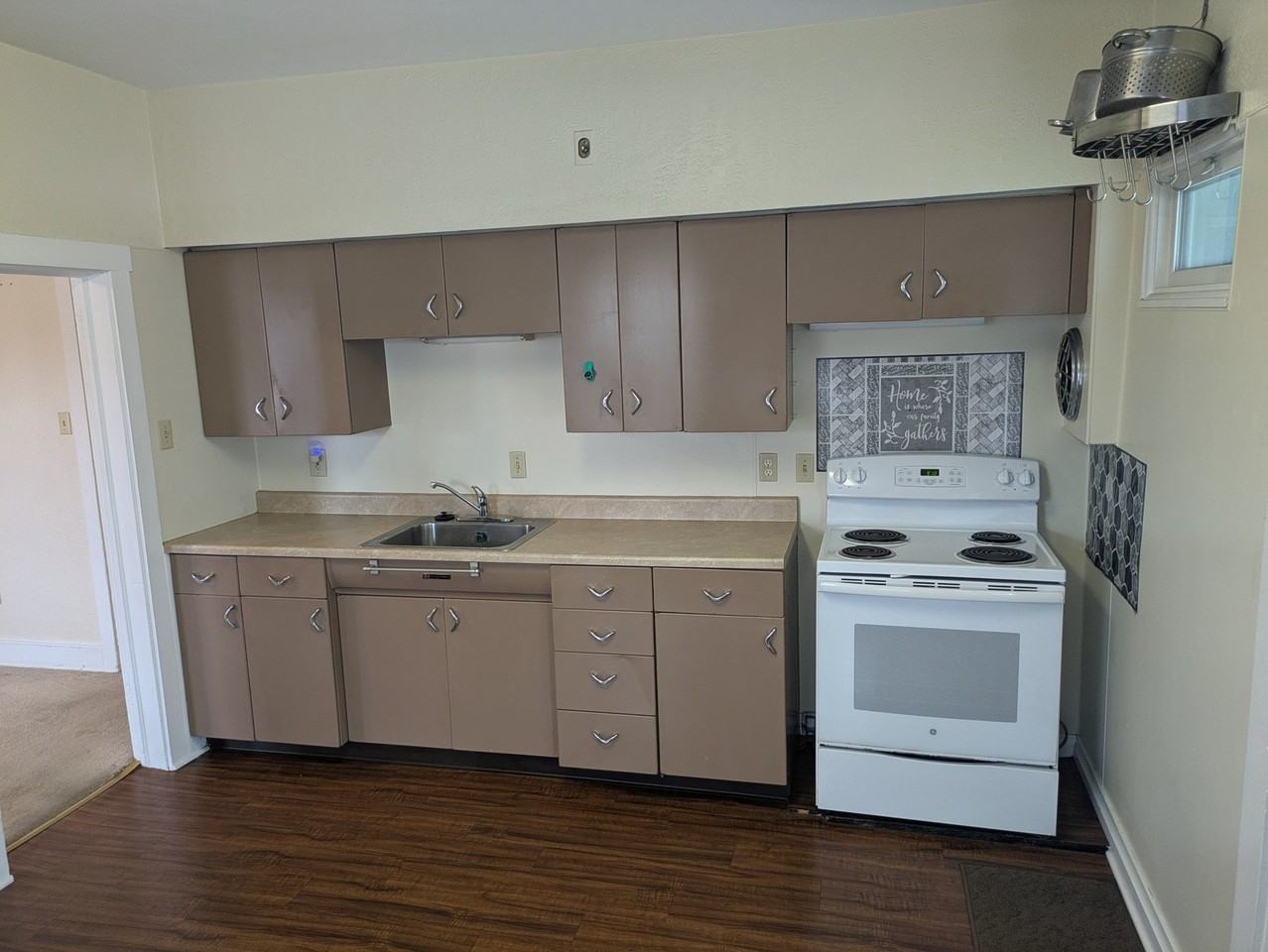 34 E Washington St #101 - Photo 3 of 11