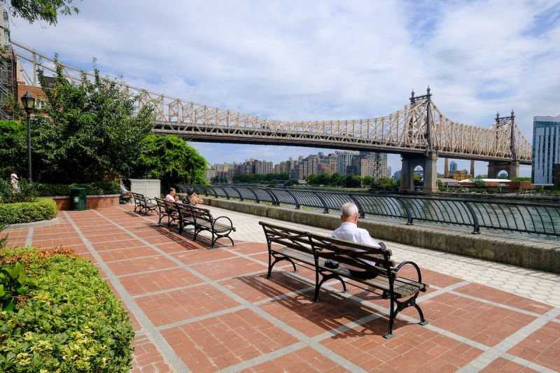 157 E 57th St #8C