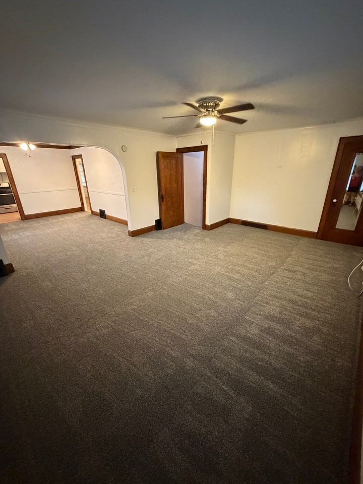 1404 N Church St #2 - Photo 4 of 7