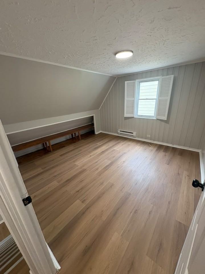19114 Meadowlark Ln - Photo 3 of 15