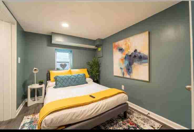 601 44th St Ne - Photo 4 of 9