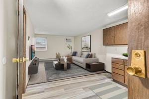 featured image of 4815 Westchester Dr