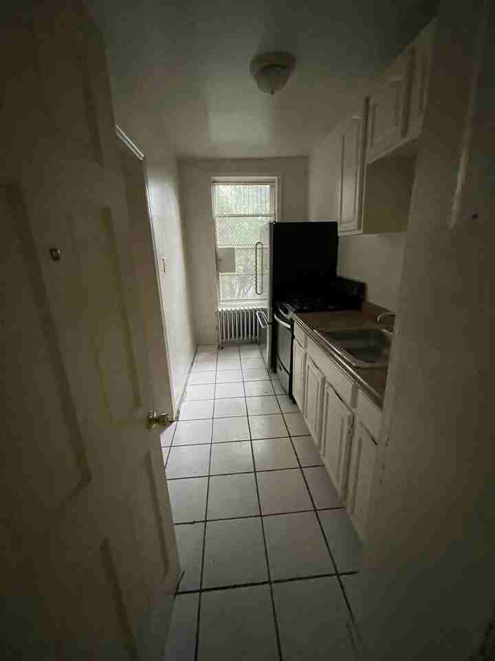637 Greene Avenue #3 - Photo 2 of 9