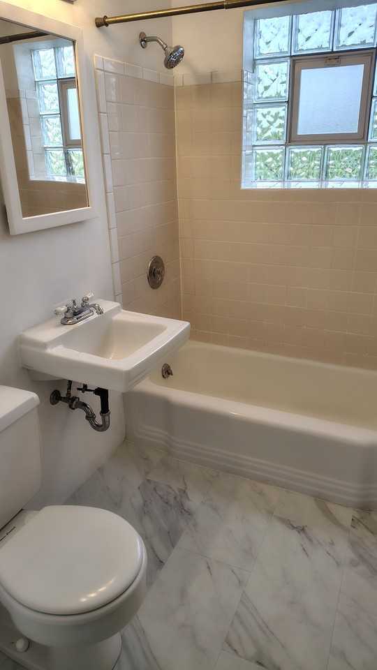 2738 Hessing St #11 - Photo 4 of 11