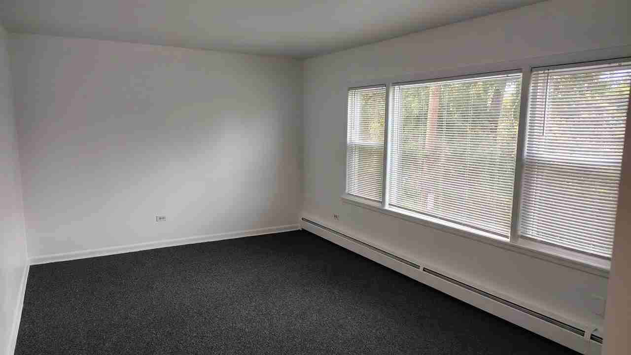 2738 Hessing St #11 - Photo 5 of 11