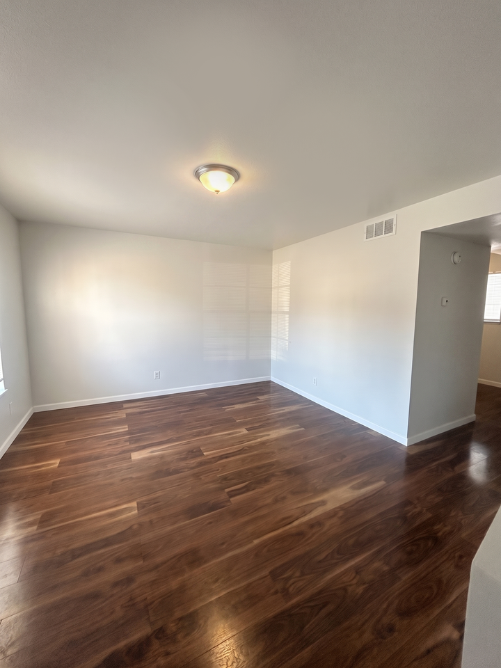 301 Hudson St #2 - Photo 6 of 9