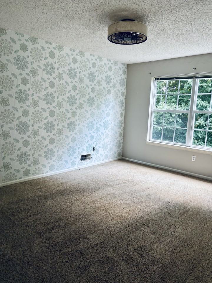 1950 Mattis St - Photo 7 of 12