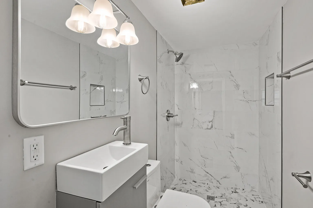 1541 Carroll Ave #1MAINLEVEL - Photo 3 of 14