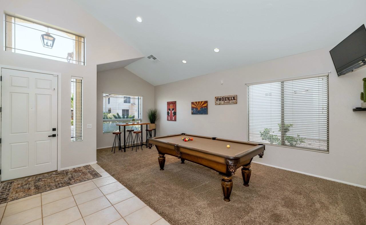 1125 E Irma Ln #NA - Photo 7 of 27