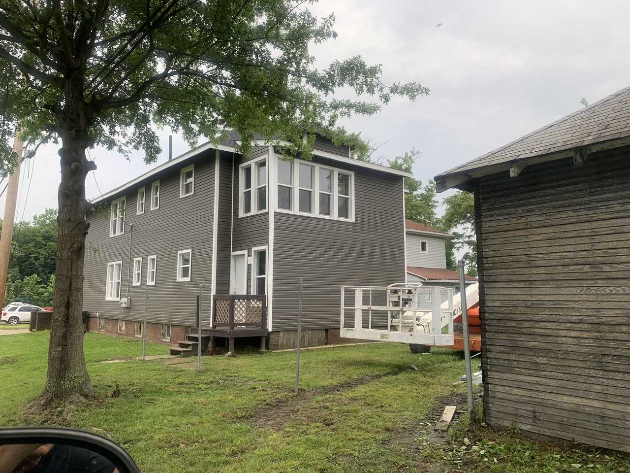 535 E Oxford St - Photo 3 of 10