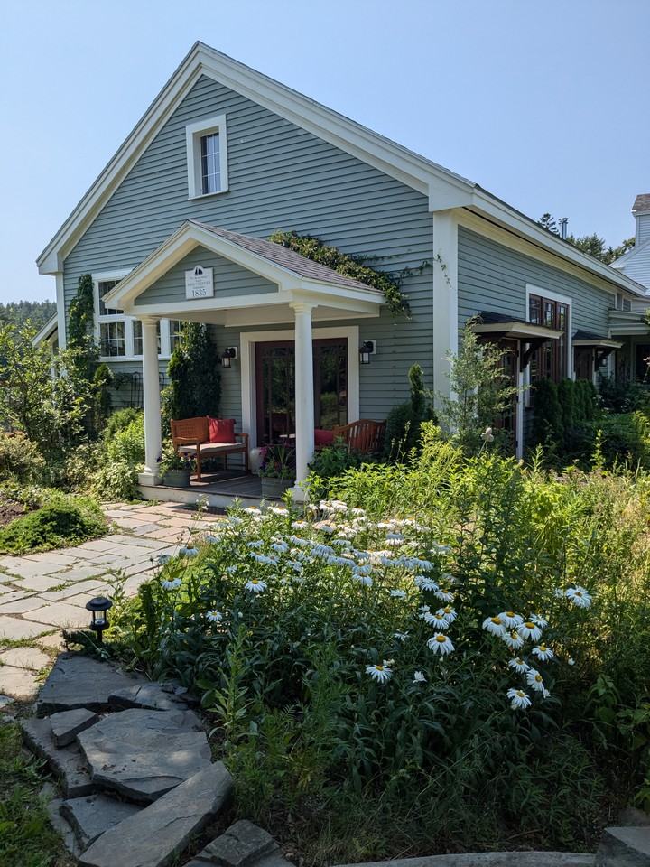 53 Falls Bridge Rd #BARN