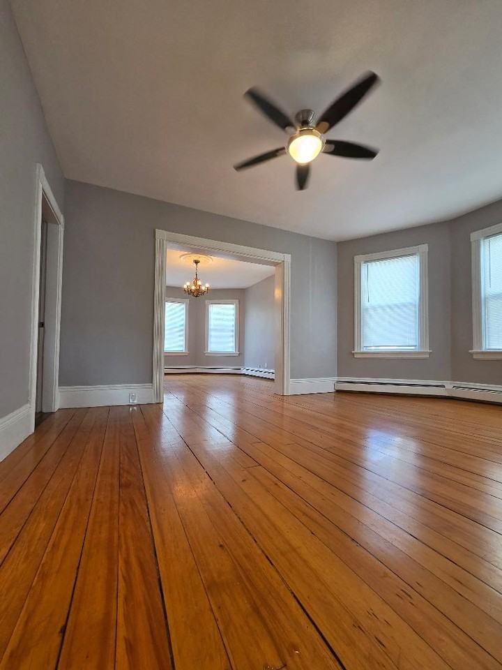 20 Goddard St #2 - Photo 4 of 16