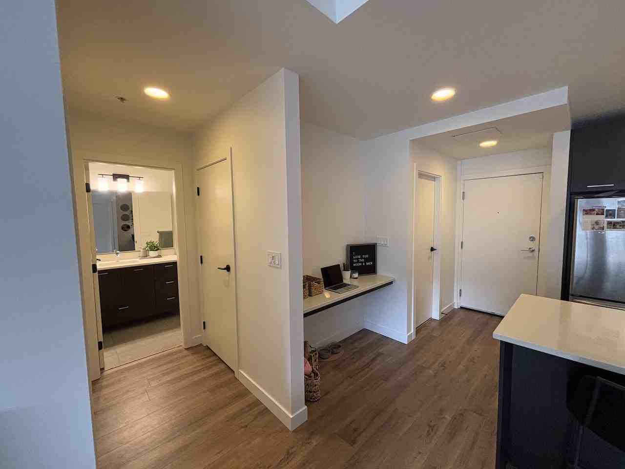 721 - 721 4 Street Ne - Photo 4 of 14