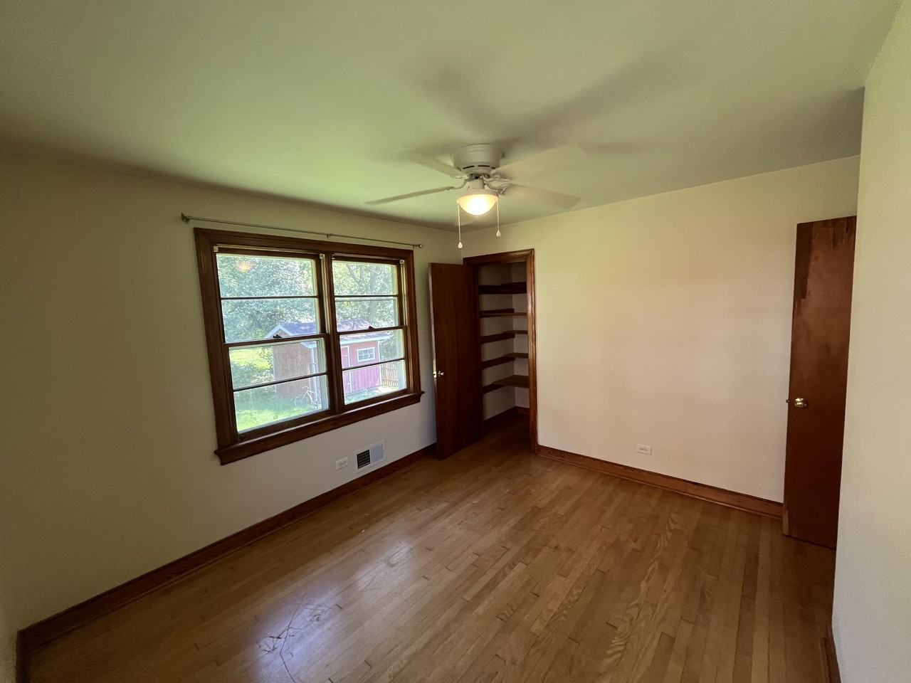 2408 Sunset Rd #NA - Photo 7 of 9