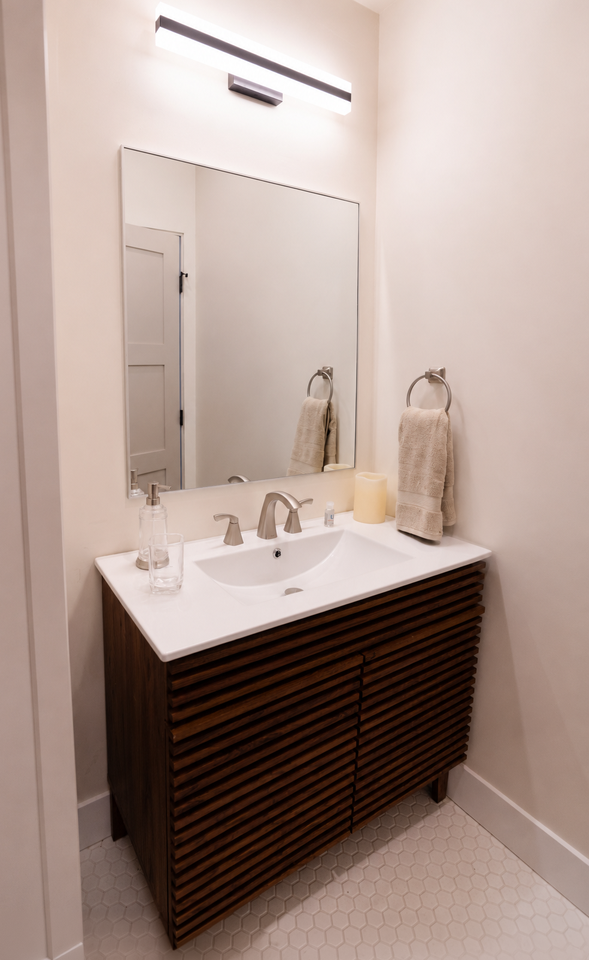 383 Idaho Ave #B - Photo 3 of 6