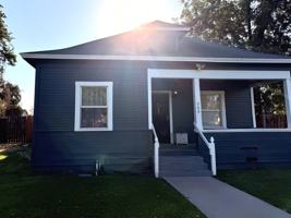 featured image of 909 N Irwin St #NA