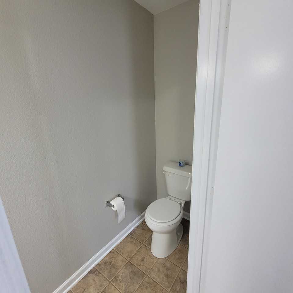 143 Dormont Dr Ne #NA - Photo 6 of 29