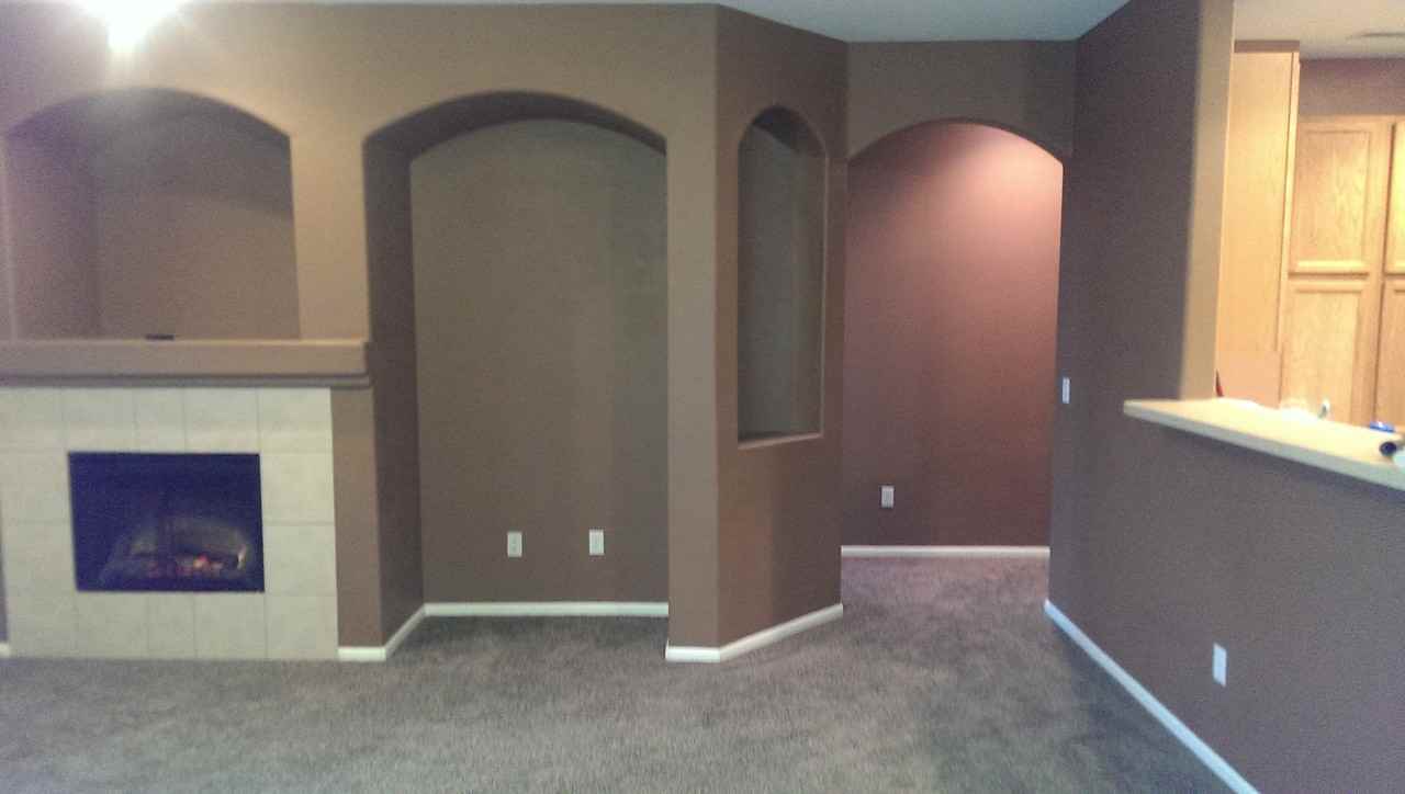 1575 Olympia Cir #NA - Photo 4 of 7