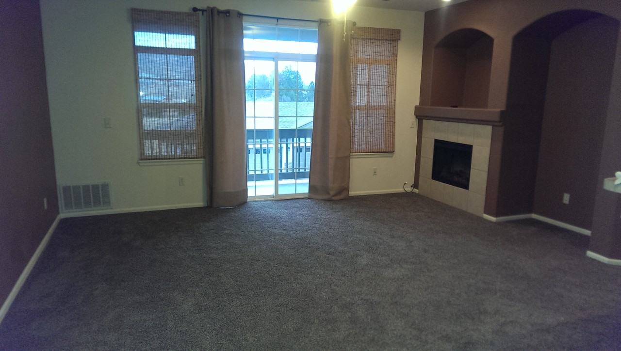 1575 Olympia Cir #NA - Photo 7 of 7