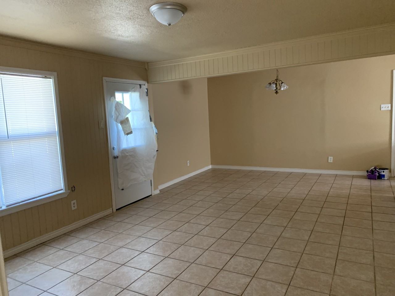 1606 Sprucewood Dr #NA - Photo 3 of 11