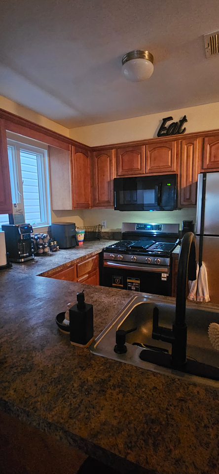21 Orient Ave #2 - Photo 5 of 18